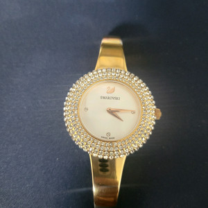스와로브스키 여성시계