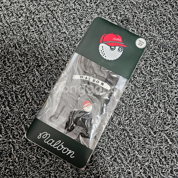 말본 골프 남성 가죽 장갑 왼손 22호 새상품 팝니다--0