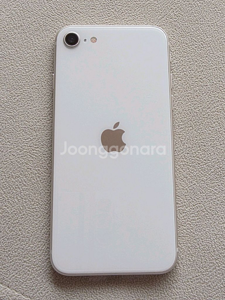 아이폰 SE3 화이트 64기가 96%--0