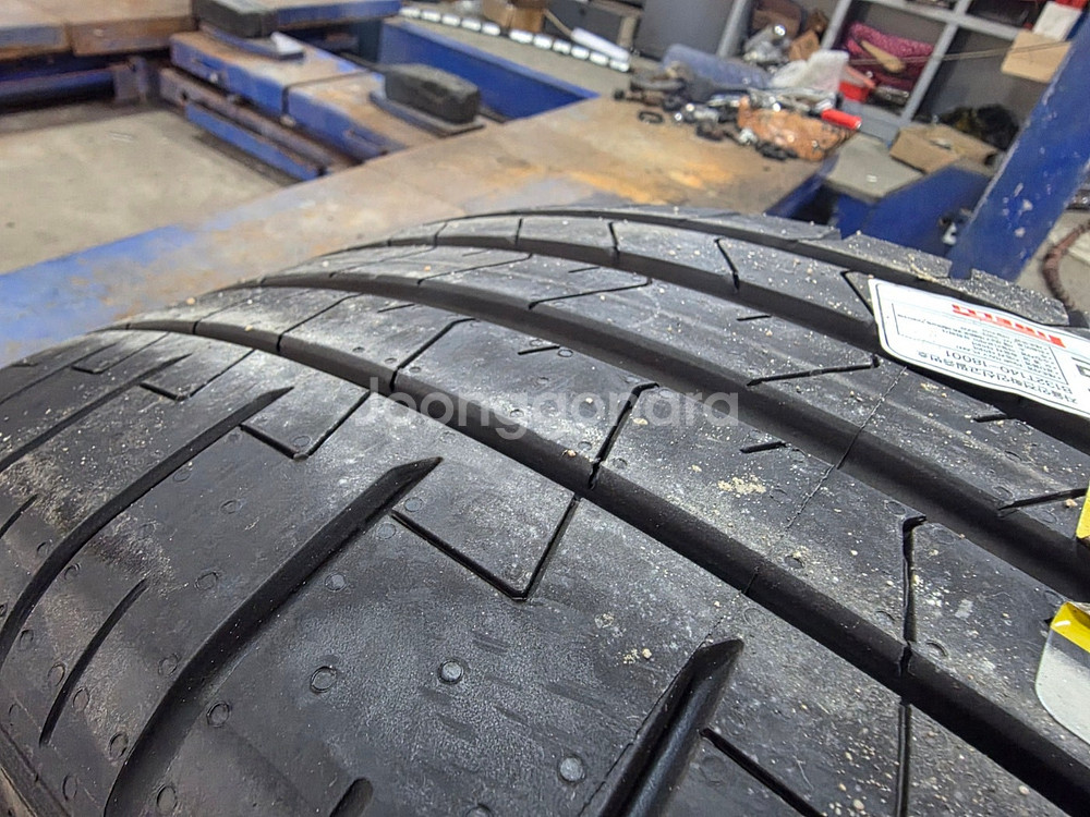 [중고타이어] 265 35 21 피렐리 신품타이어 2본--2