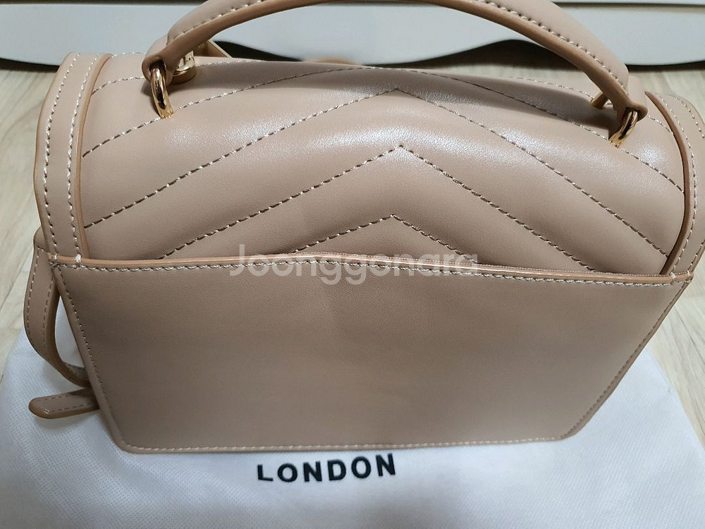 (네고가능)폴스부티끄 크리스티 베이지가방 (상태양호)--2