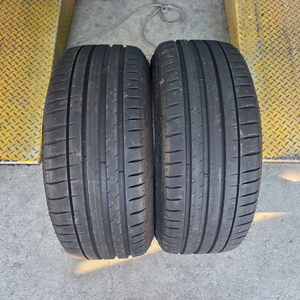 [중고타이어] 225 40 19 미쉐린 PS4 타이어 2본 판매합니다