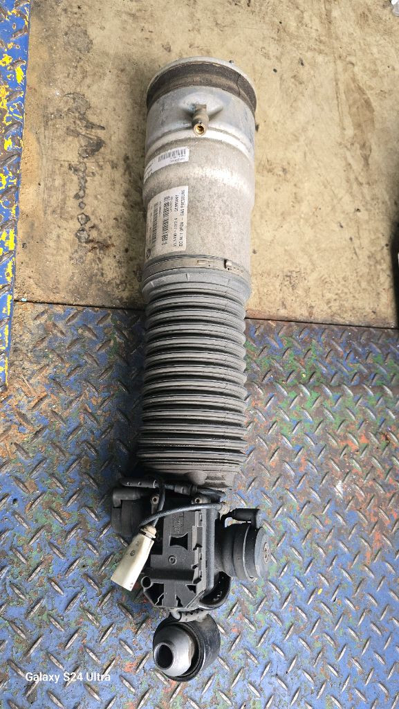 BMW 7시리즈 F01 에어서스--6