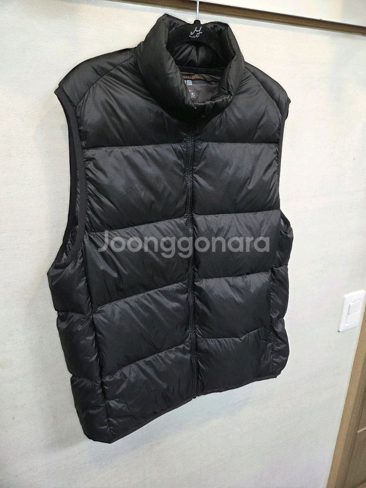 유니클로 울트라라이트다운 패딩조끼 L--5