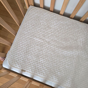 포몽드 아기침대패드 리버시블 줄누빔패드