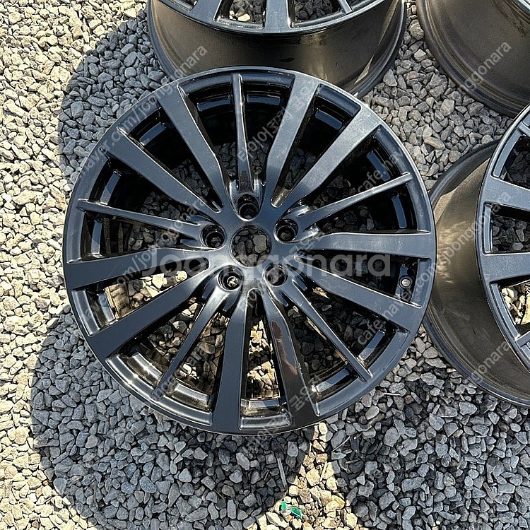 [중고휠] 19인치 마세라티 콰트로 포르테 유광블랙 순정휠--3