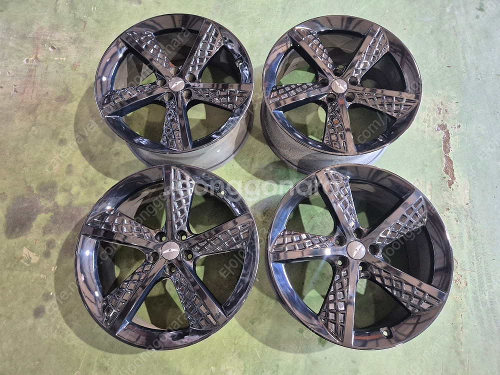 [중고휠] 21인치 제네시스 GV70 와플 유광블랙 순정휠--0