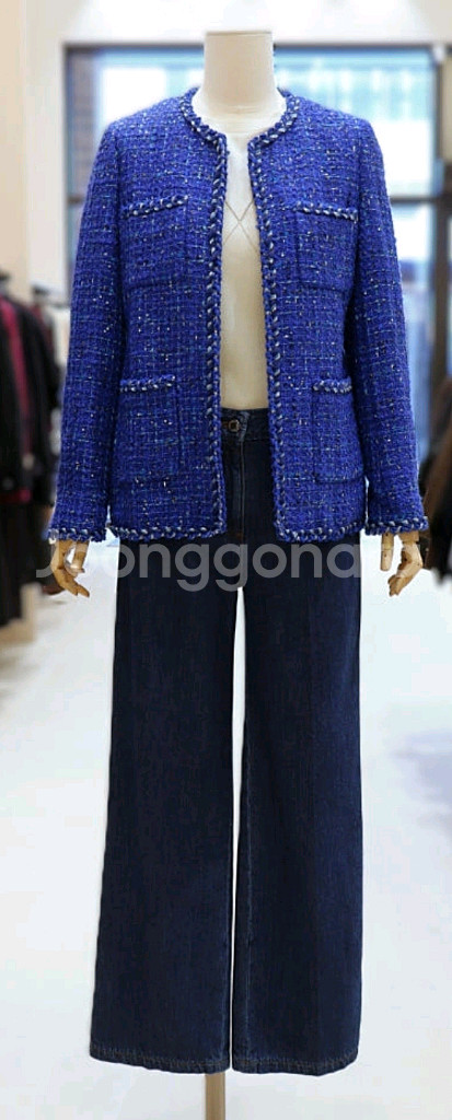 아이잗바바 글리터 스팽글장식 트위드 자켓 66사이즈 새제품 딥블루컬러--1