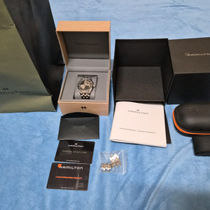 해밀턴 재즈마스터 오픈하트 (세미 스켈레톤 시계) 팝니다.