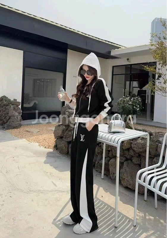 수입의류 로고자수 후드집업 루이세트 트레이닝복 투피스--1