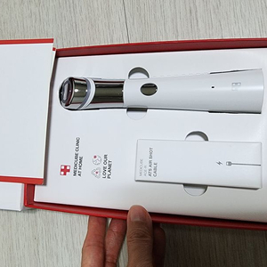 메디큐브 AGE-R ATS 에어샷 뷰티기기8만원 무배송