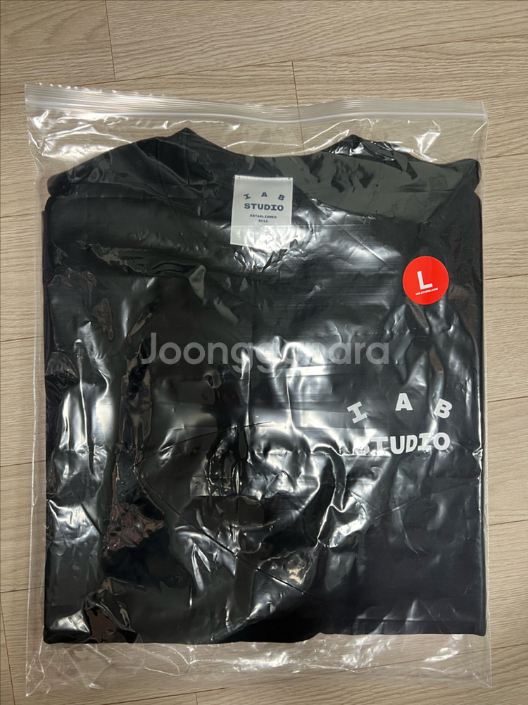 아이앱 티셔츠 블랙 화이트 반팔 S,M,L 판매--2