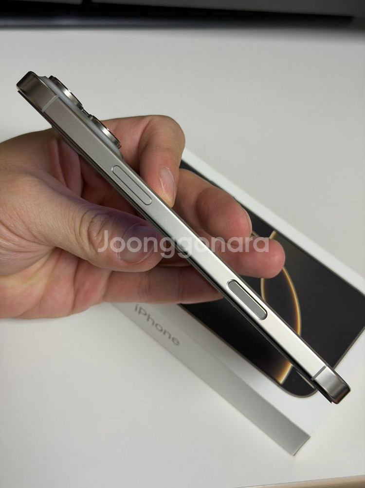 (카메라 무음) 아이폰 16 프로 맥스 512GB 네츄럴 거의 새제품--4