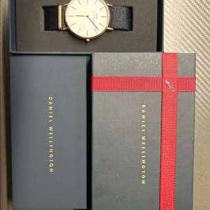 다니엘웰링턴 시계