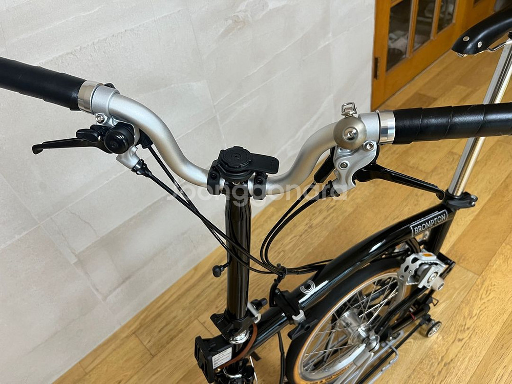 브롬톤 m6r 허브다이나모 2022년식 블랙 판매--2