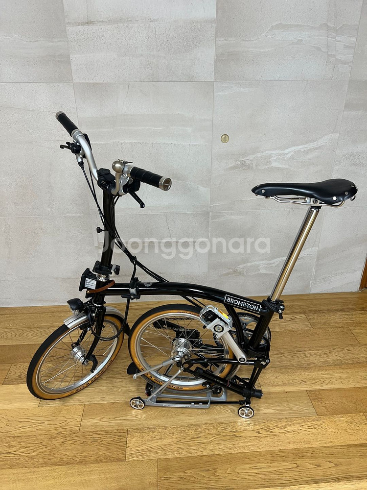 브롬톤 m6r 허브다이나모 2022년식 블랙 판매--3
