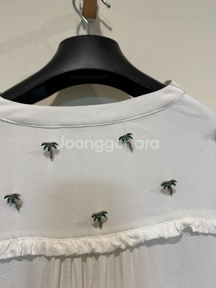 마쥬 야자 팬던트 블라우스--4