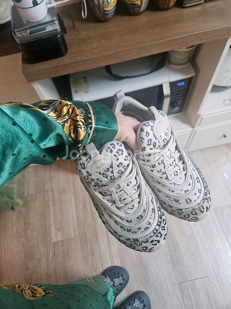 나이키 에어맥스 97 SE 호피 무늬 운동화--4