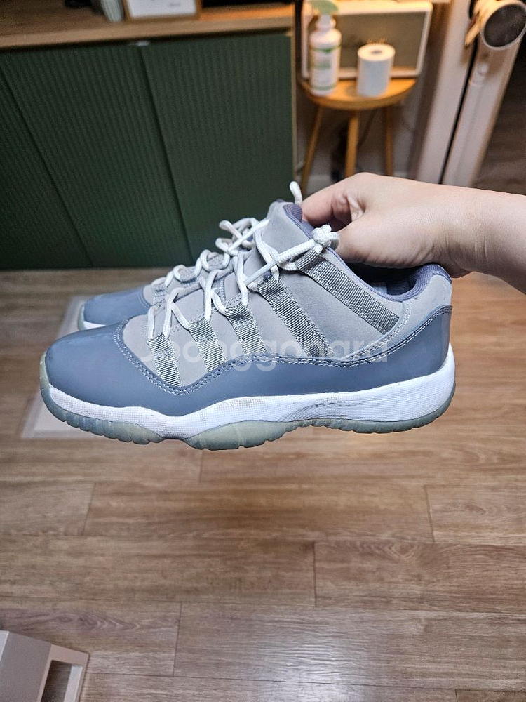 나이키 조던 11 레트로 그레이--0