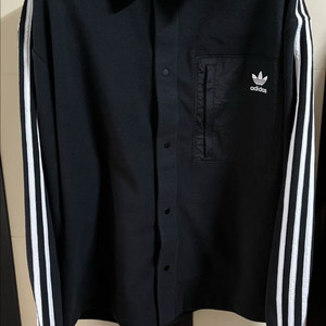 아디다스 폴라 후리스셔츠 M사이즈 팝니다