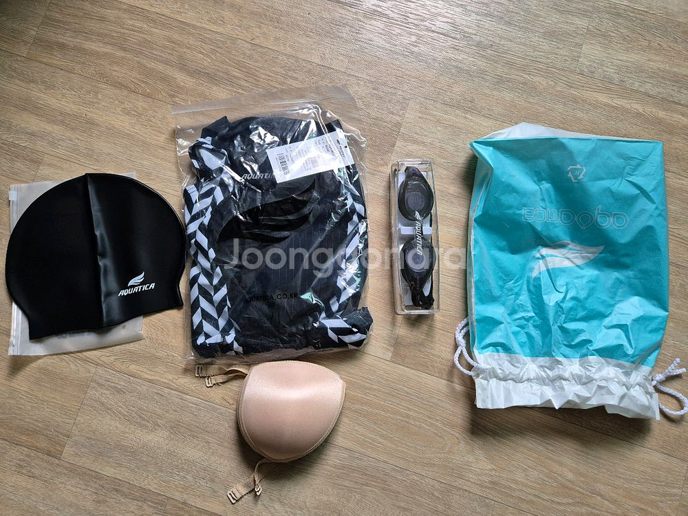 여성용 5부 수영복 5종 세트--4