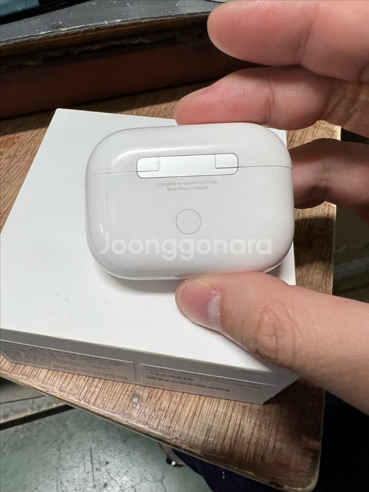 에어팟 프로2 세대 c타입 본체--2