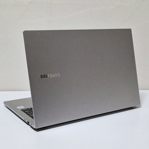 삼성 NT551XCJ i5-10th 부품용 노트북 판매합니다