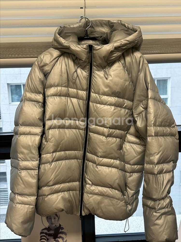 뉴발란스 플라잉77 경량패딩 그레이 XL 급처--1