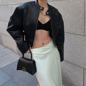 모듀스 모두스 크롭 와이드 비건 레더 자켓 블랙가죽자켓 레더자켓