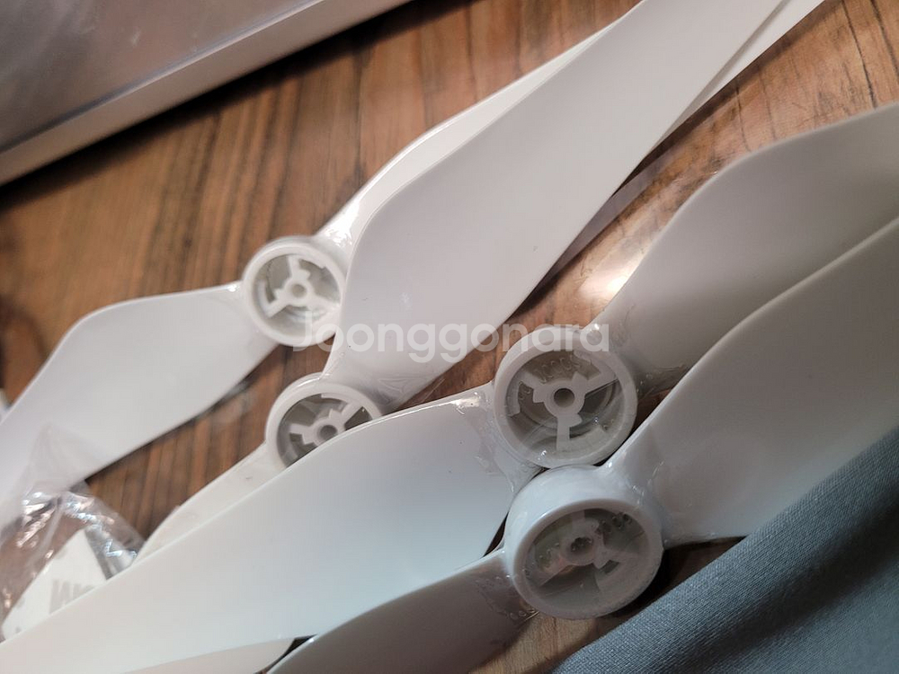 DJI 팬텀4프로 드론 쿼드콥터 DRONE 풀셋+하드케이스--2