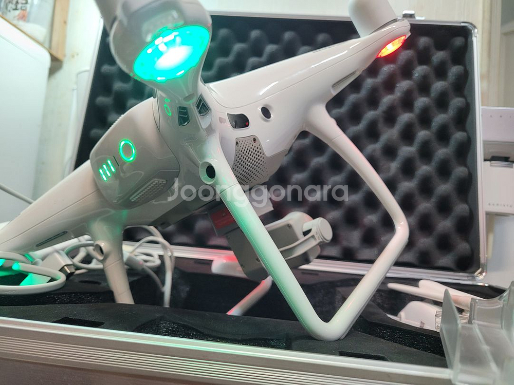DJI 팬텀4프로 드론 쿼드콥터 DRONE 풀셋+하드케이스--7