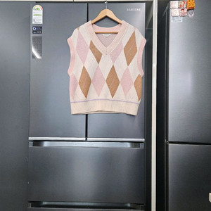 써스데이아일랜드 니트 베스트 85S