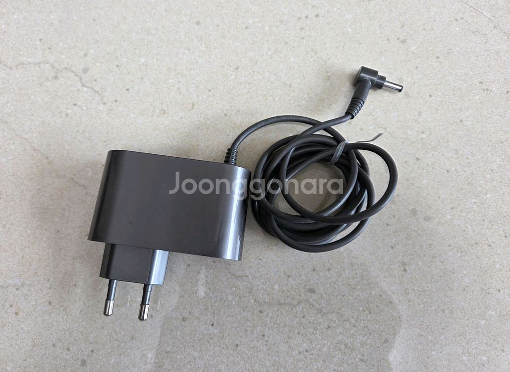 다이슨 V10~15 정품 충전기 판매--1