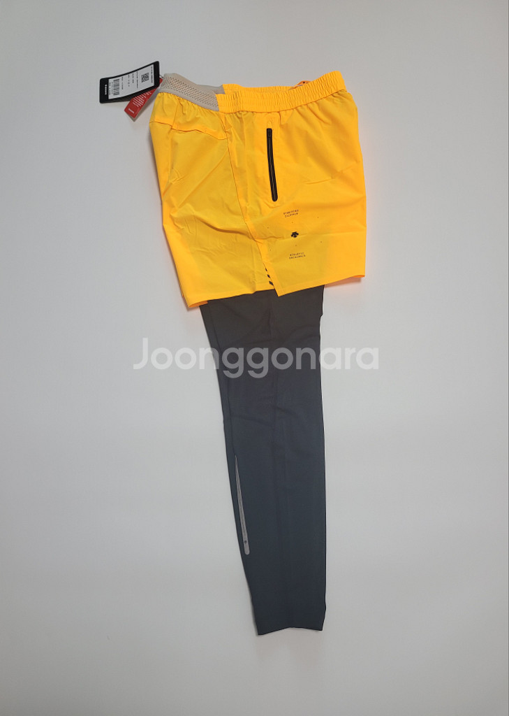 새상품)데상트 남성 반바지 일체형 2in1레깅스 M,L--9