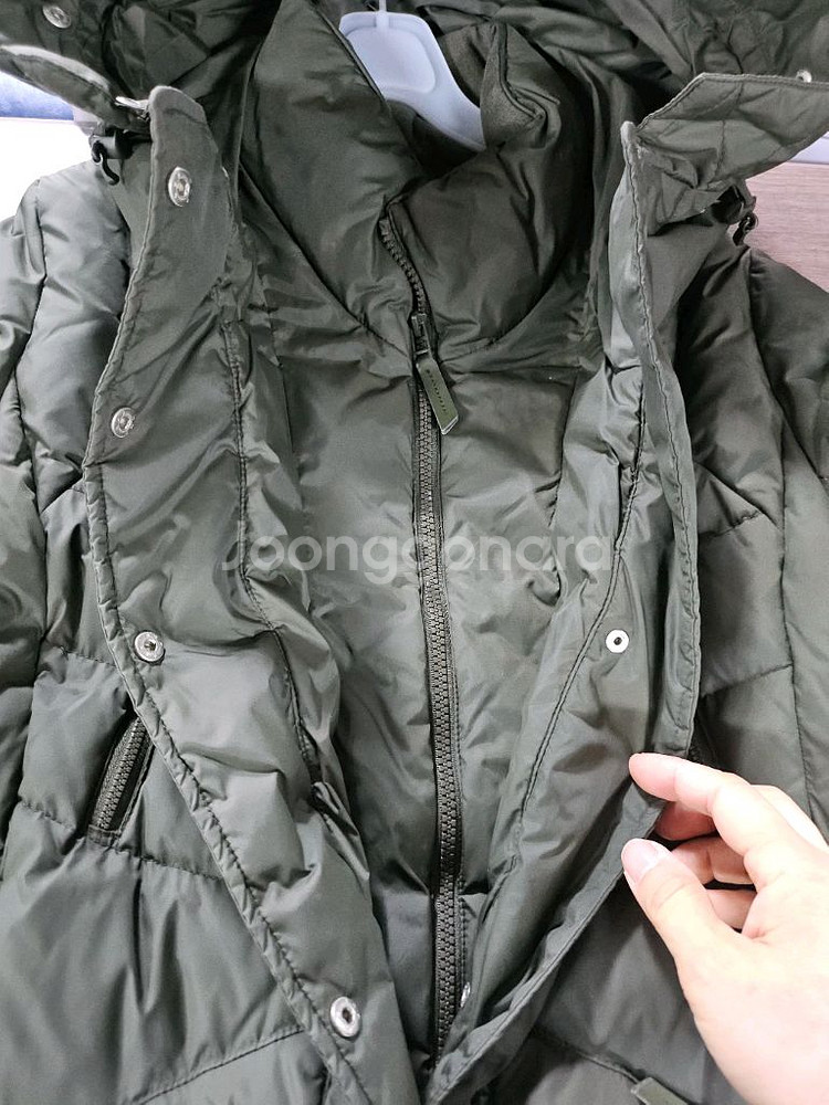 BAUZ 카키색 후드 롱 패딩 M--3