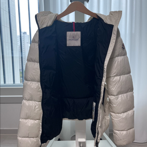 정품 몽클레어키즈 12y