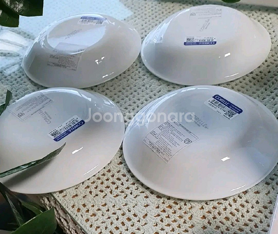 코렐 빨대밥그릇 4개 세트--1