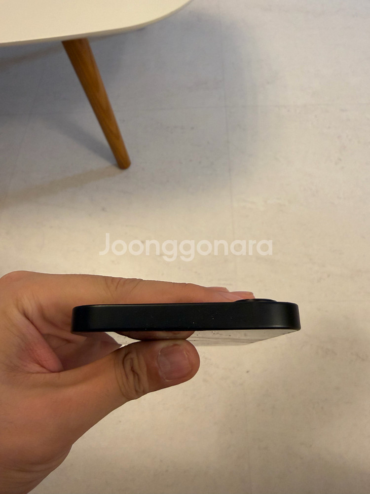 아이폰16e 128기가 블랙--4