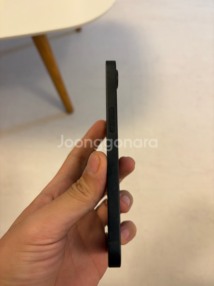 아이폰16e 128기가 블랙--1