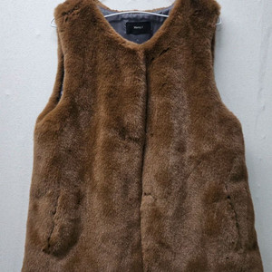 Merry.J 브라운 인조 퍼 조끼 M