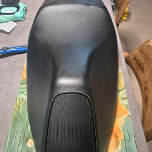 혼다 pcx125 안장, 시트 19~24년 공용 전체적으로 깨끗한편 입니다