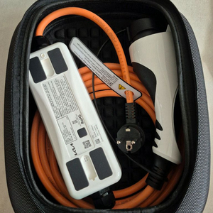 기아 순정 전기차 완속 충전 케이블 220v 이미지