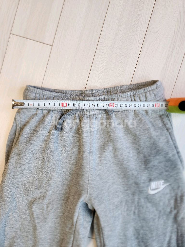 나이키 나이키 NSW 기모 팬츠 사이즈L (805494-063)오염 하자없이 깨끗해요^^세탁해뒀어요 기모 안감으로--2