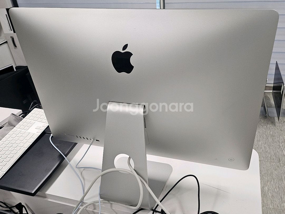 (중고) 애플 iMac 27인치 Retina 5K (2017년형 / i5 / Radeon Pro 570 / 1TB)--2