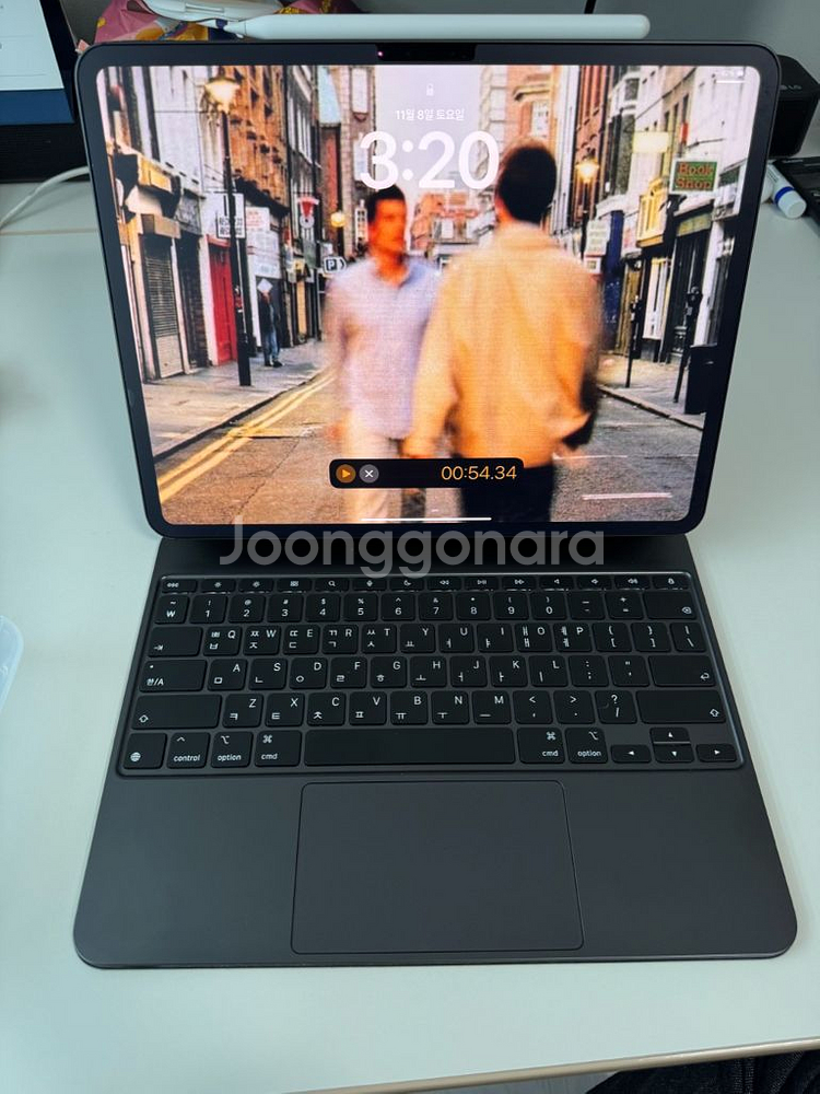 아이패드 프로 m4 13인치 매직키보드--3