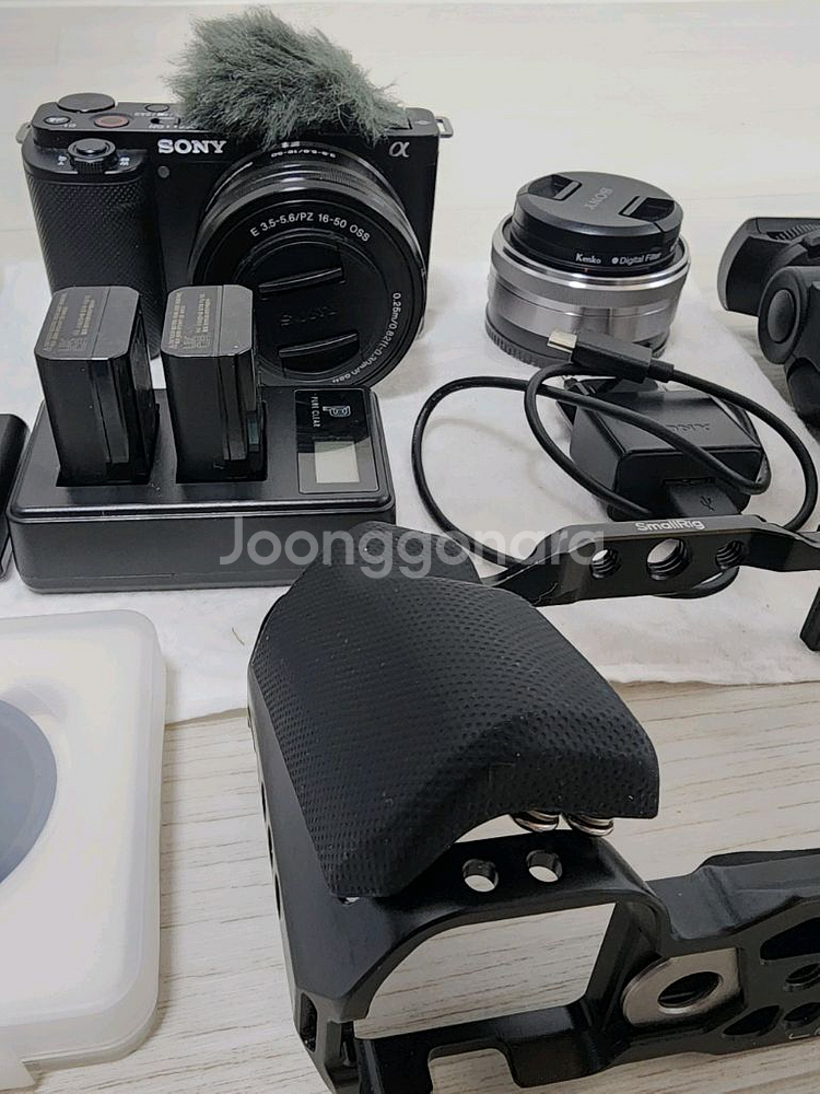 [판매] 소니 ZV-E10L 풀세트 (렌즈·배터리·필터·케이지 포함 / 상태 A++)--2