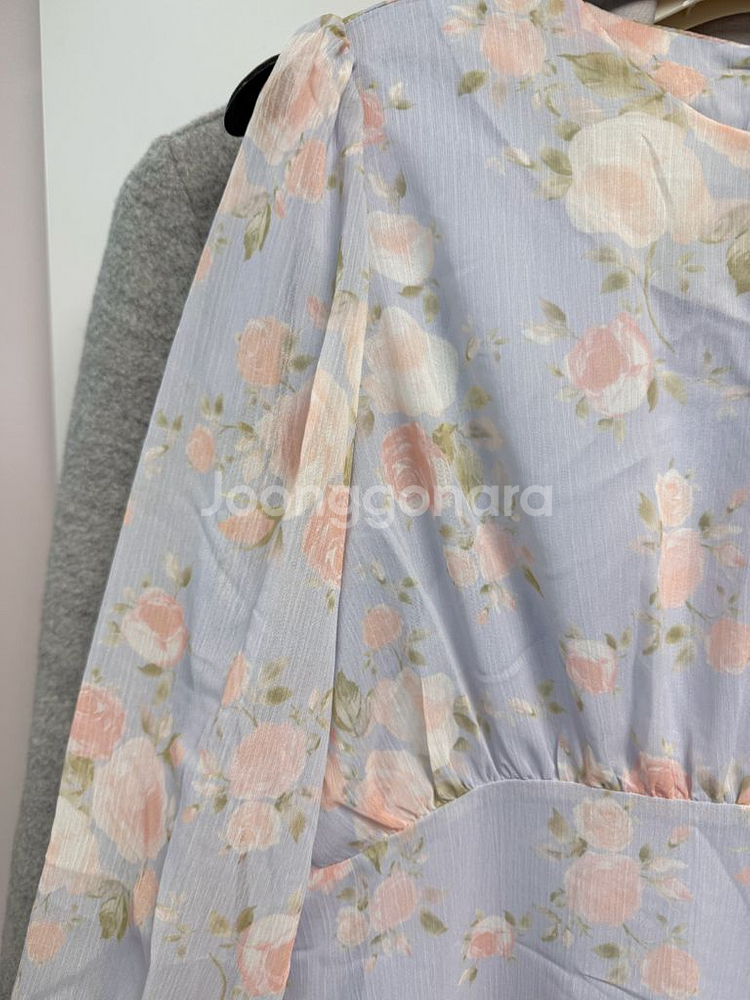 새상품) 리브어리 자체제작 쉬폰 원피스--0