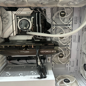 i9-13900k 4070ti super 수냉 컴퓨터 본체 판매합니다