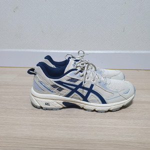 아식스 젤 벤쳐 6 운동화 245