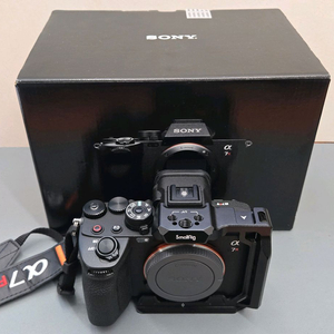 소니 A7R5 최상품 팝니다.